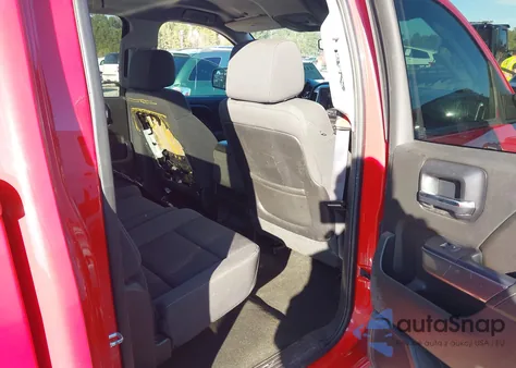 2014 Chevrolet Silverado 1500 1Lt z USA, uszkodzony, nr VIN 3GCUKREC8EG547345